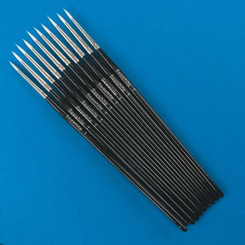 White Synthetic Fine Brush, Round